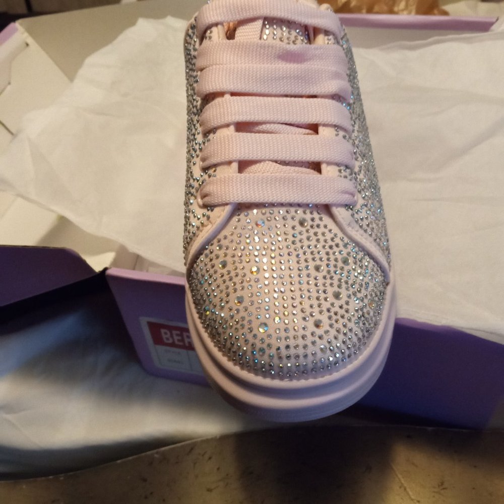 Brand New *** These Cuties will have you Sneaker Ball Ready***